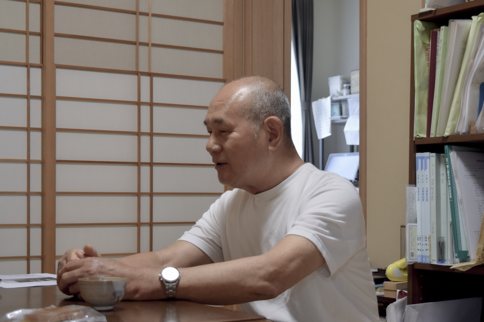 話をしている浅田さん